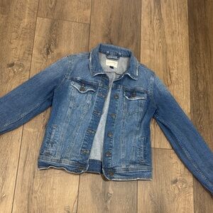 Universal Thread Light Blue Denim Jacket